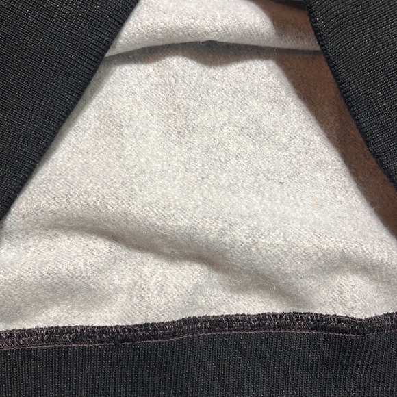 H&M Sweat Shirt Style Sweater - Picture 7 of 7